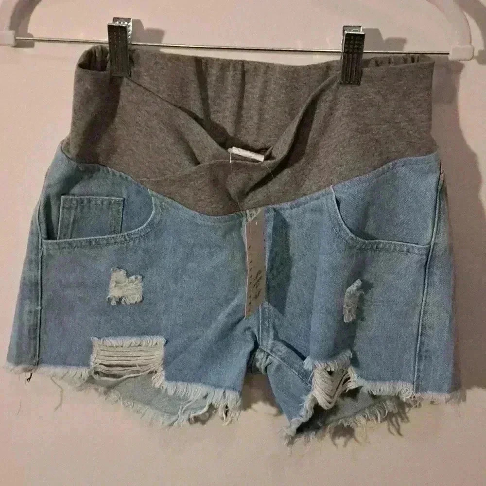 NWT  Jean Shorts Maternity